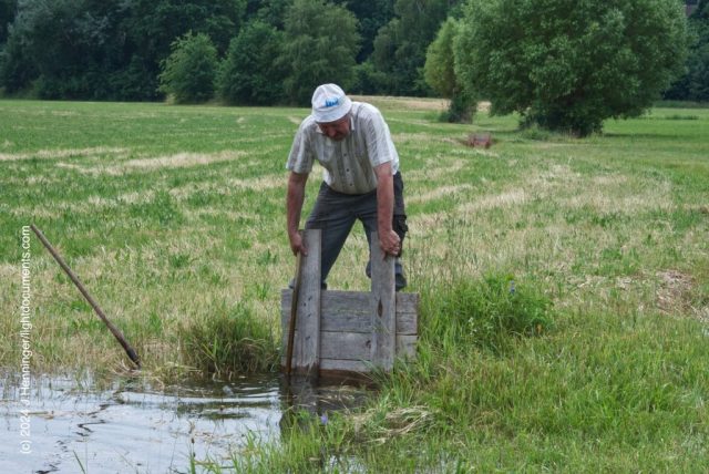 Ein Schütz wird gezogen Ein Schütz wird gezogen